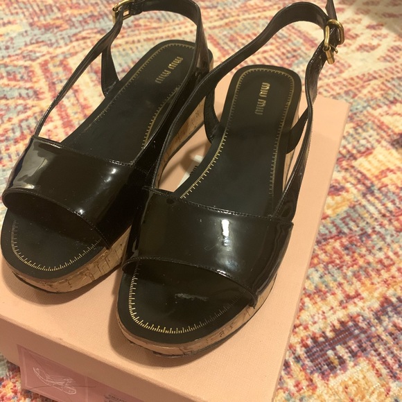 Miu Miu Platform Black Patent - Picture 3 of 4